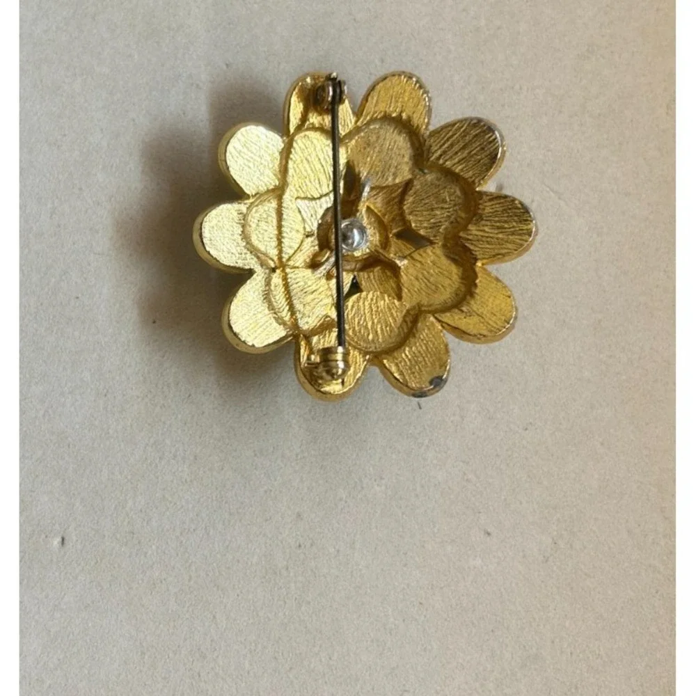 Vintage Green Enamel Flower Brooch Pin Layered Floral Gold Tone Mid Century Deco